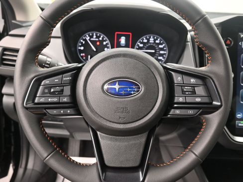 Used 2025 Subaru Crosstrek 2.5i Limited AWD/4WD image 16