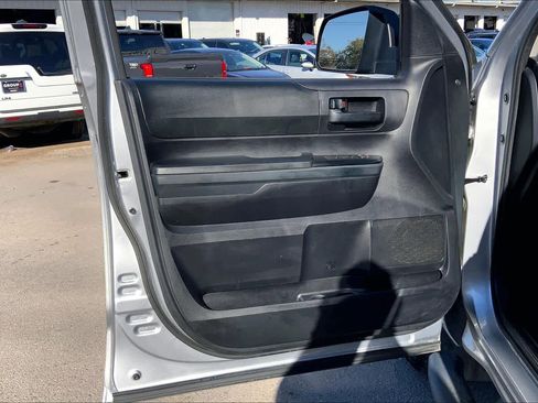 Used 2020 Toyota Tundra SR image 19