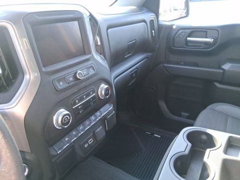 Used 2025 GMC Sierra 1500 Pro w/ Pro Value Package RWD image 11
