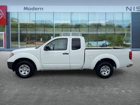 Used 2014 Nissan Frontier S RWD image 8