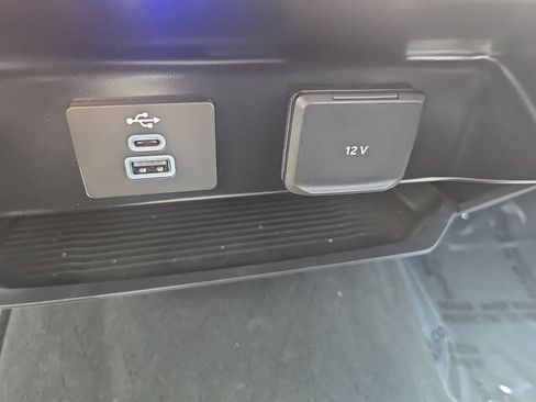 Used 2025 Ford F350 Lariat w/ Tremor Off-Road Package AWD/4WD image 19