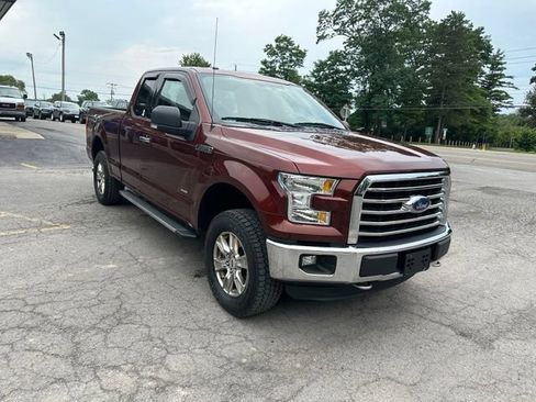 Used 2015 Ford F150 XLT w/ Equipment Group 301A Mid AWD/4WD image 7