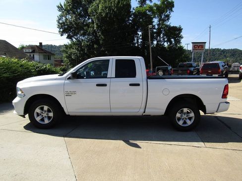 Used 2019 RAM 1500 Express AWD/4WD image 7
