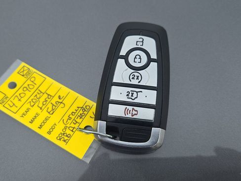 Certified 2024 Ford Edge SEL w/ Convenience Package AWD/4WD image 22