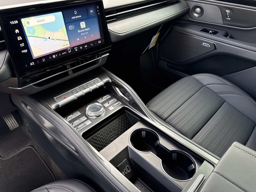 New 2026 Lincoln Nautilus Reserve AWD/4WD image 25