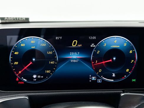Used 2021 Mercedes-Benz GLB 250 image 34