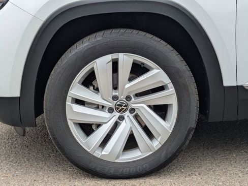 Used 2021 Volkswagen Atlas SEL AWD/4WD image 42