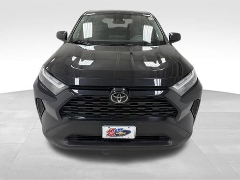 Used 2025 Toyota RAV4 LE FWD image 7