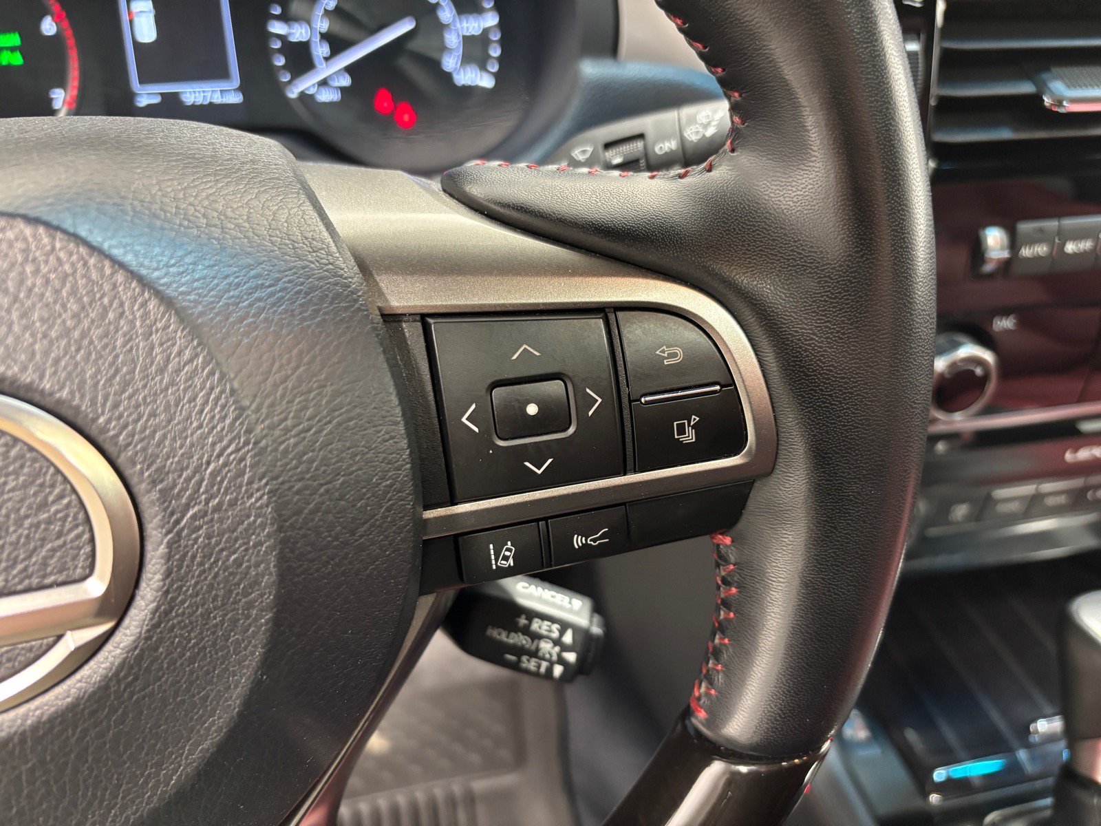 Used 2023 Lexus GX 460 Premium w/ Premium Package AWD/4WD image 19