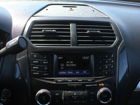 Used 2016 Ford Explorer 4WD Police Interceptor image 17