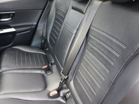 Used 2025 Mercedes-Benz GLC 350e 4MATIC w/ AMG Line image 25