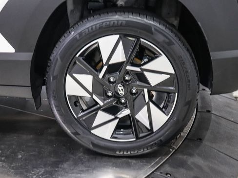 Used 2024 Hyundai Kona SEL FWD image 10