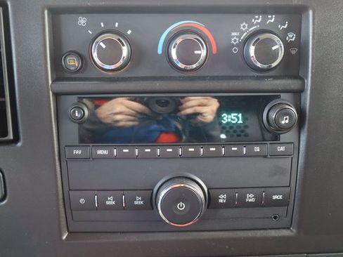 Used 2024 Chevrolet Express 2500 w/ Driver Convenience Package image 21