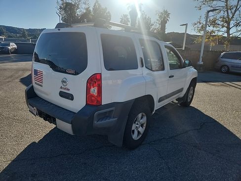 Used 2011 Nissan Xterra S w/ 4X4 Value Package image 5