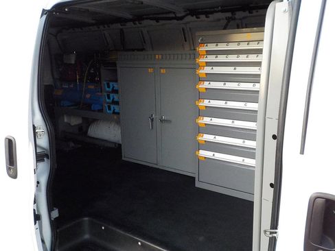 Used 2020 Chevrolet Express 3500 Extended w/ Driver Convenience Package image 24