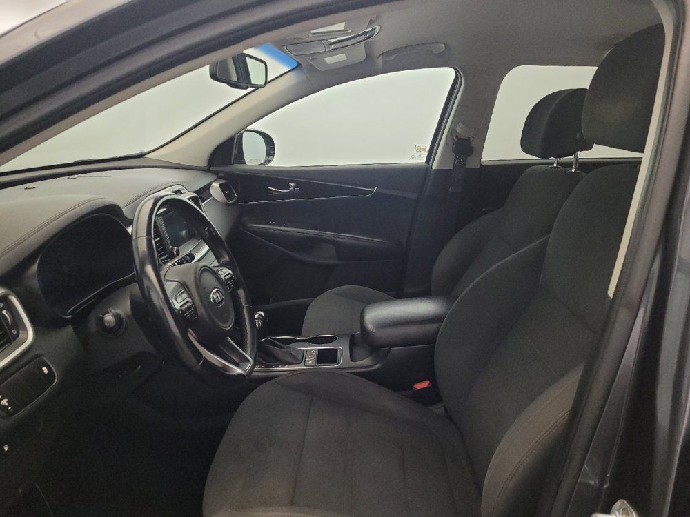 Used 2017 Kia Sorento AWD w/ LX Convenience Package image 17