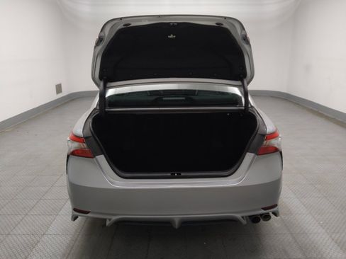 Used 2019 Toyota Camry SE image 29