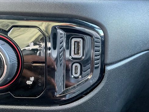 Used 2026 Chevrolet Silverado 1500 LT AWD/4WD image 18