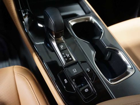 Used 2025 Lexus NX 250 FWD image 15