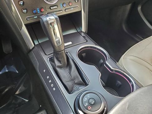 Used 2017 Ford Explorer Platinum image 29