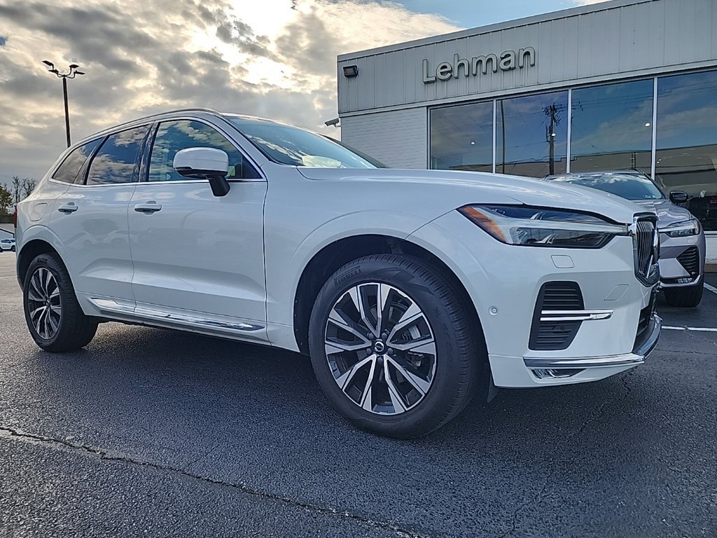 Certified 2023 Volvo XC60 B5 Plus w/ Climate Package AWD/4WD image 1