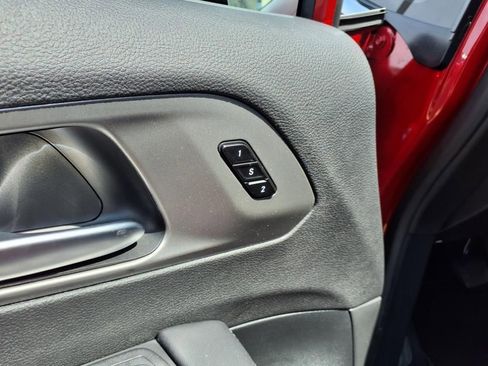 New 2026 Chrysler Pacifica Select image 11