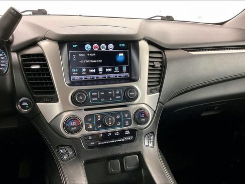 Used 2018 GMC Yukon SLT AWD/4WD image 16