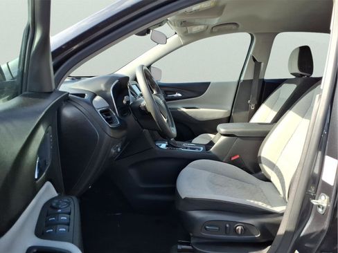 Used 2023 Chevrolet Equinox LT image 14