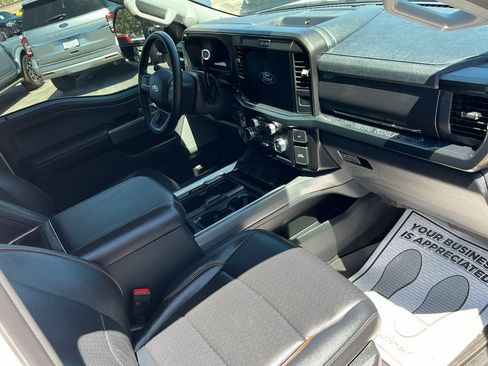Used 2025 Ford F250 Lariat w/ Tremor Off-Road Package AWD/4WD image 10