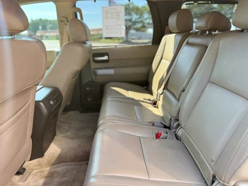 Used 2008 Toyota Sequoia Limited AWD/4WD image 10