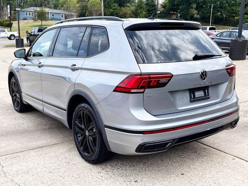 Used 2022 Volkswagen Tiguan SE R-Line image 5