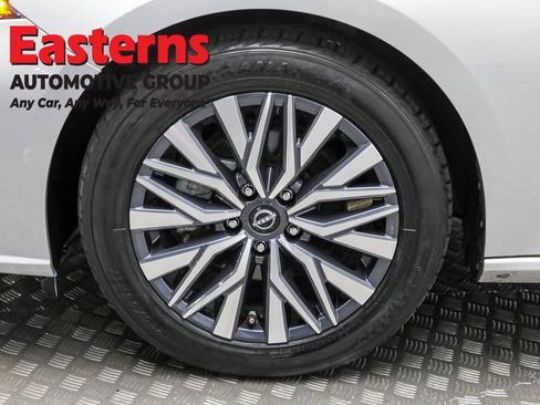 Used 2023 Nissan Altima 2.5 SV image 30