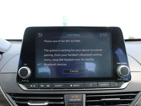 Used 2024 Nissan Altima 2.5 SV FWD image 50
