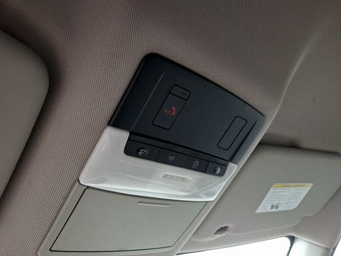 Used 2025 Nissan Rogue SV FWD image 26