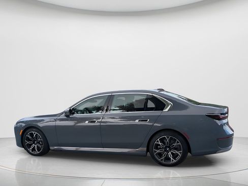 New 2026 BMW i7 eDrive50 w/ Executive Package RWD image 8