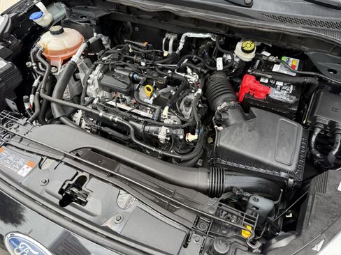 Used 2021 Ford Escape SE w/ SE Sport Appearance Package FWD image 33