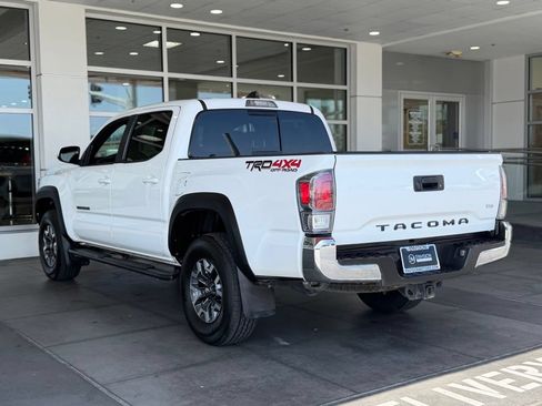 Certified 2023 Toyota Tacoma TRD Off-Road AWD/4WD image 10