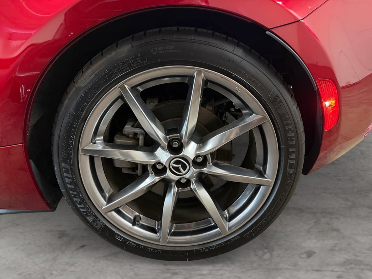 Used 2022 MAZDA MX-5 Miata RF Grand Touring w/ Weather Package RWD image 16