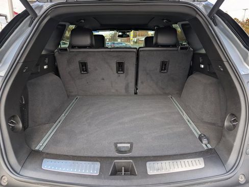 Used 2025 Cadillac XT5 Premium Luxury image 19