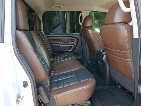 Used 2018 Nissan Titan Platinum Reserve AWD/4WD image 13