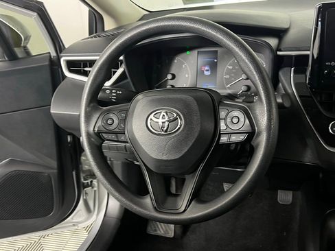 Used 2024 Toyota Corolla LE image 11