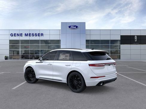 New 2026 Lincoln Corsair Premiere image 17