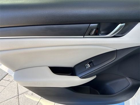 Certified 2020 Honda Accord LX image 27