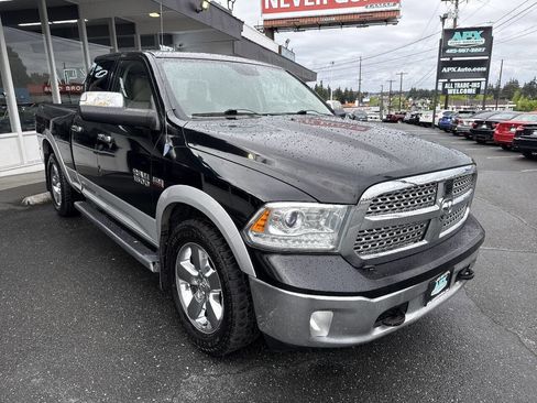 Used 2013 RAM 1500 Laramie w/ Convenience Group AWD/4WD image 11