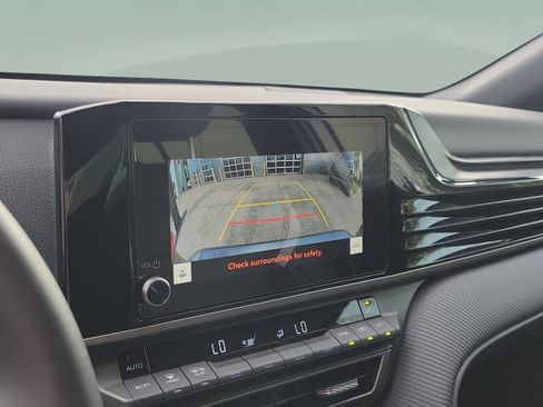 Certified 2025 Toyota Camry SE FWD image 18