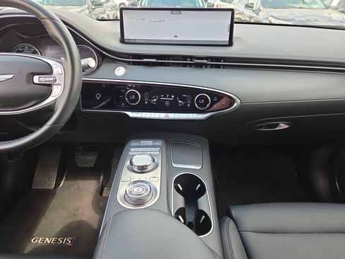 Used 2025 Genesis GV70 2.5T AWD/4WD image 22