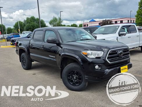 Used 2019 Toyota Tacoma SR5 AWD/4WD image 1
