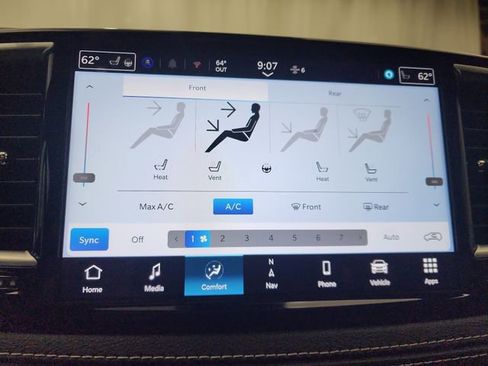 New 2026 Chrysler Pacifica Limited w/ S Appearance Package AWD/4WD image 19