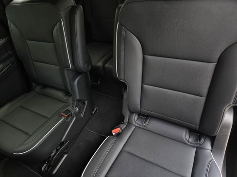 New 2026 Buick Enclave Preferred w/ Power Package image 5