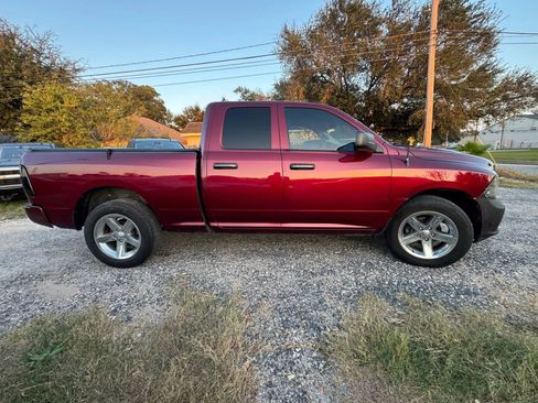 Used 2018 RAM 1500 Express RWD image 5